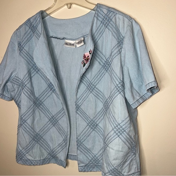 Vintage Two Twenty Cotton Denim Embroidered Open Front Top Size Large - Picture 7 of 16
